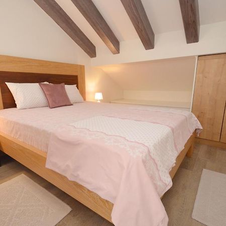 Apartments Olive Kotor Bagian luar foto