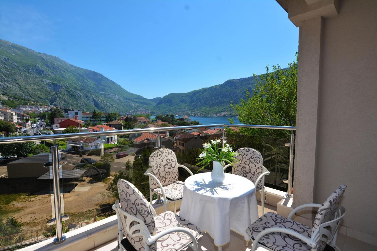 Apartments Olive Kotor Bagian luar foto