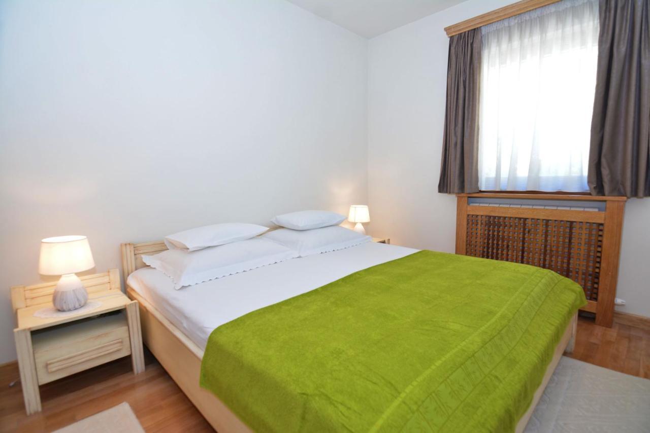 Apartments Olive Kotor Bagian luar foto