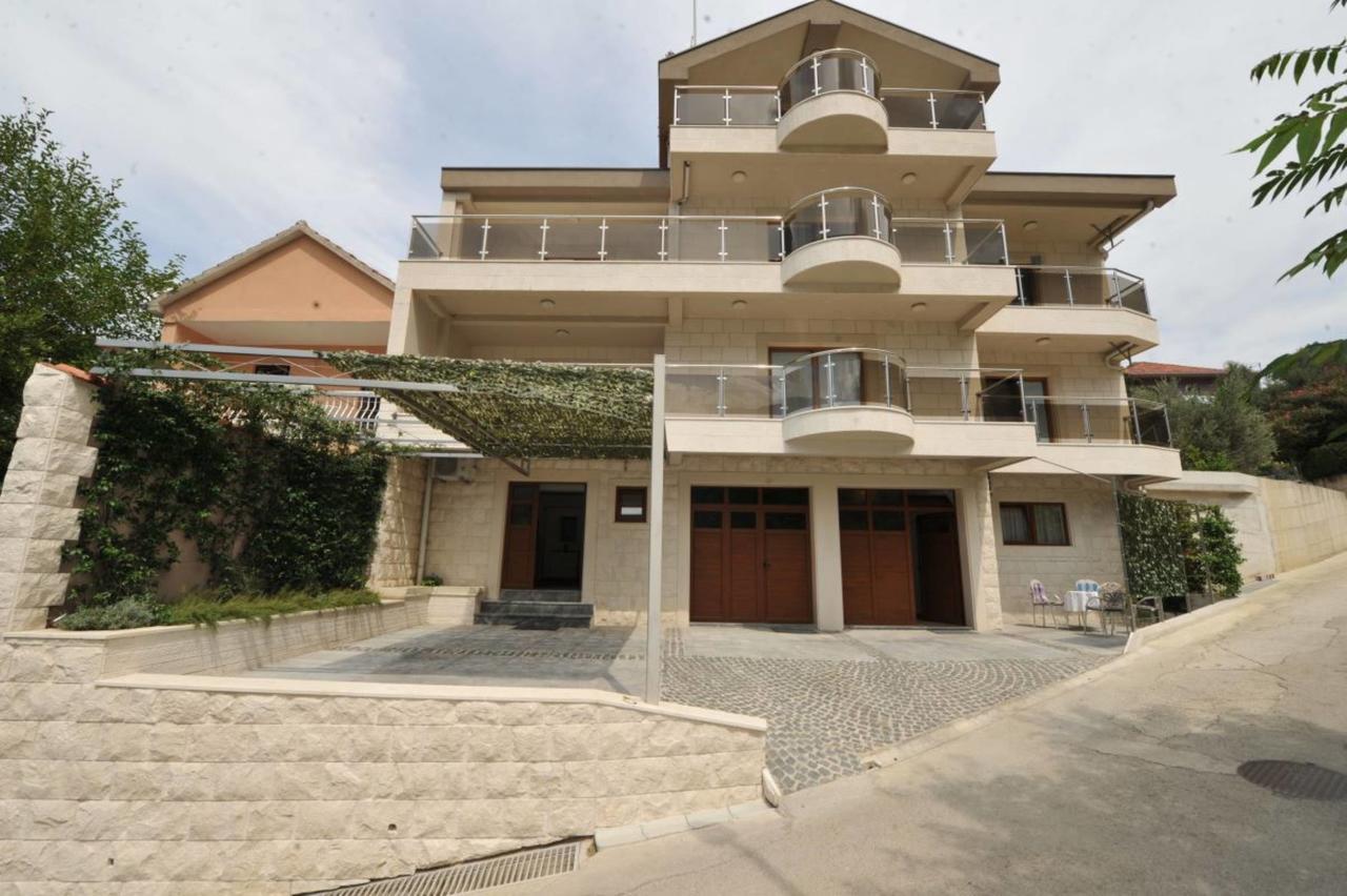 Apartments Olive Kotor Bagian luar foto