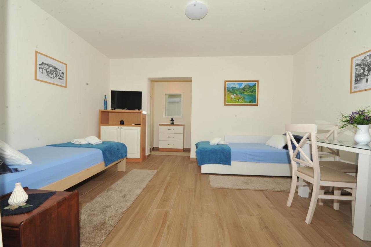 Apartments Olive Kotor Bagian luar foto